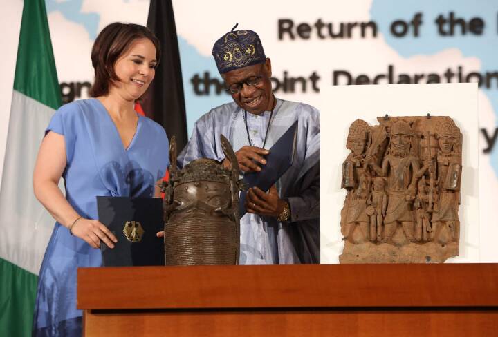 Tyskland afleverer stjålne kunstskatte tilbage til Nigeria