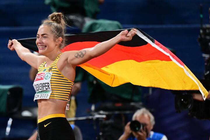 Tysker vinder sensationelt EM-guld på millimeter-afgørelse