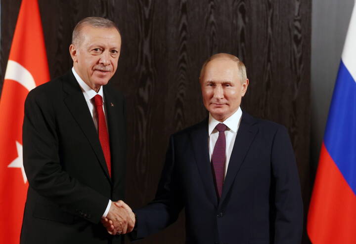 Erdogan: Rusland skal give alt land tilbage til Ukraine