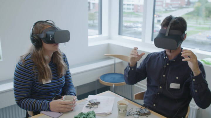 Fremtidens læger oplever psykoser gennem VR-brille: Det er et kæmpe skridt