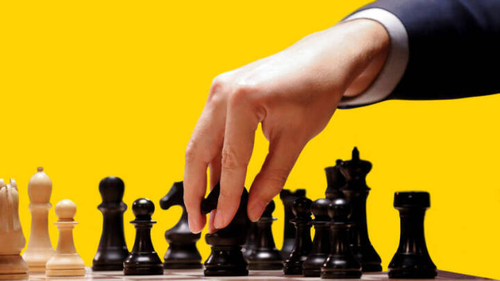 Ny skakrapport: Ungt skakfænomen kan have snydt i mere end 100 partier