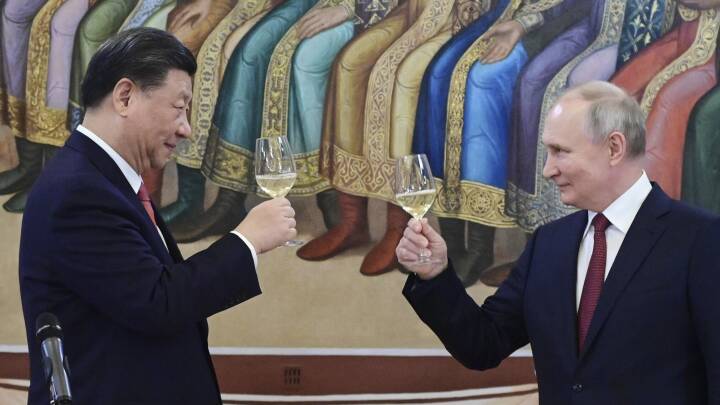 Putin åben for kinesisk fredsplan, men i USA og Ukraine trækker man på skuldrene