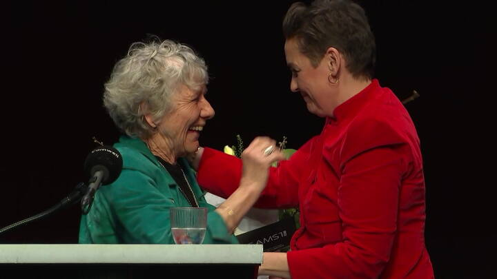 Efter 40 år i politik siger Margrete Auken stop: Jeg er jo ikke 70 år længere