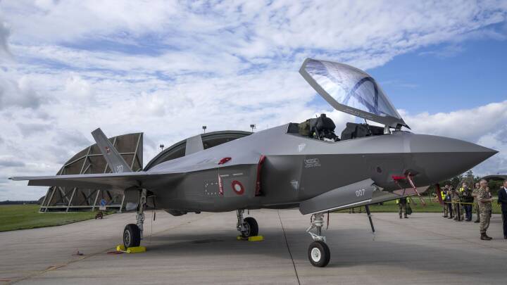 Næste levering kampfly er forsinket: Forsvarsministeren vil låne amerikanske fly