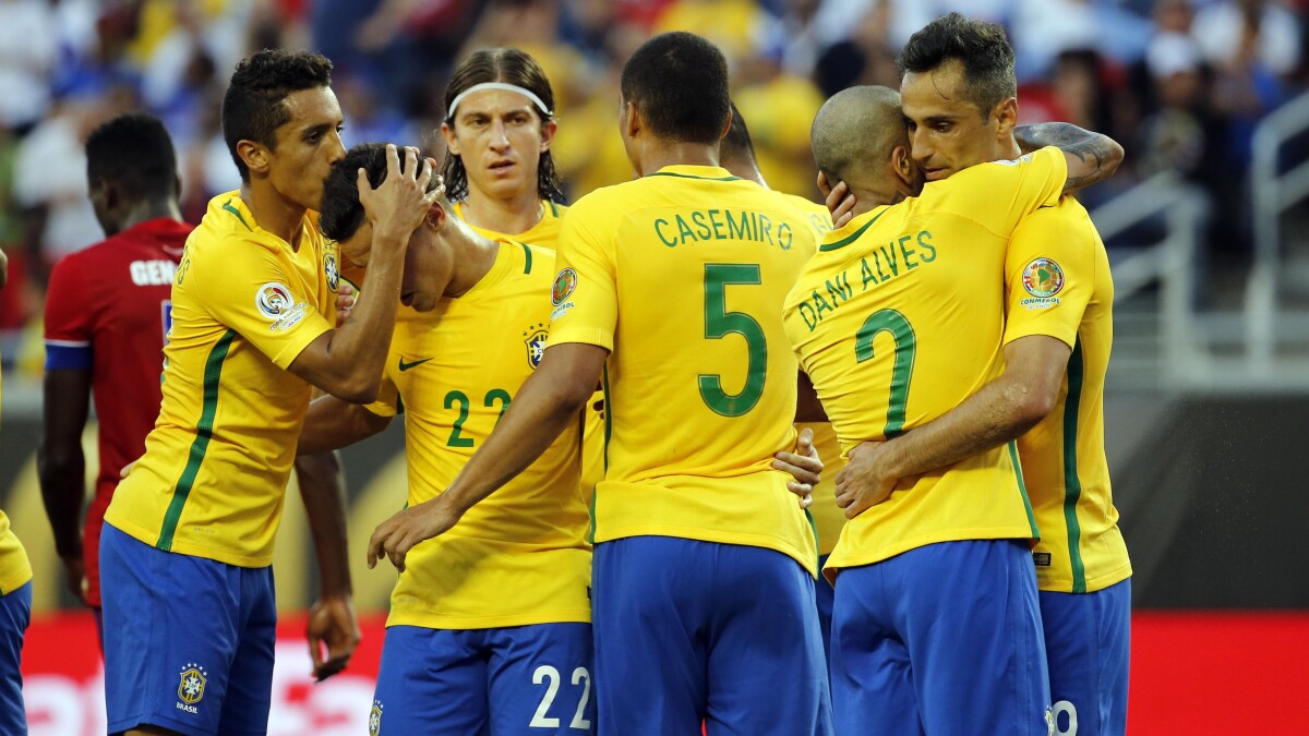 Dam Isbjørn Charlotte Bronte Brasilien udraderer Haiti ved Copa America | Fodbold | DR