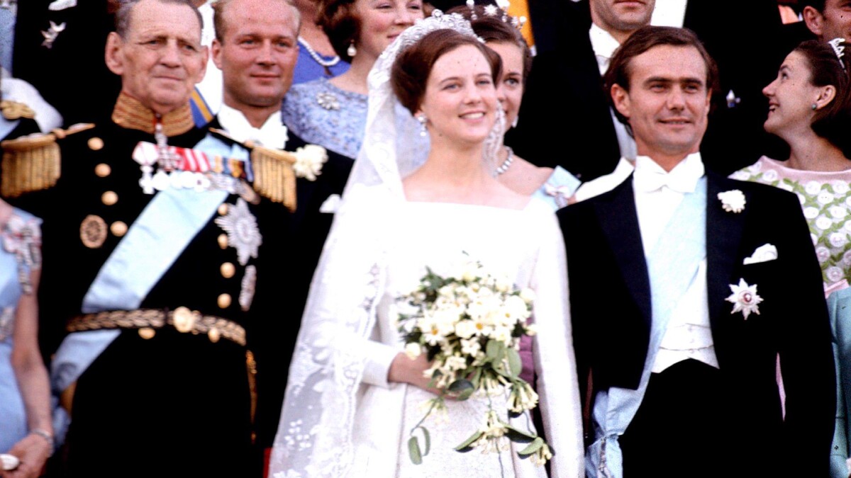 BILLEDER Dronning Margrethe og Henrik fejrer guldbryllup | | DR