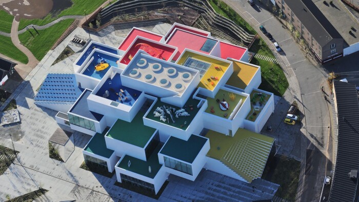 Kommerciel Fremmedgørelse form BBC hylder dansk bygning for et 'klodset' udseende | Kultur | DR