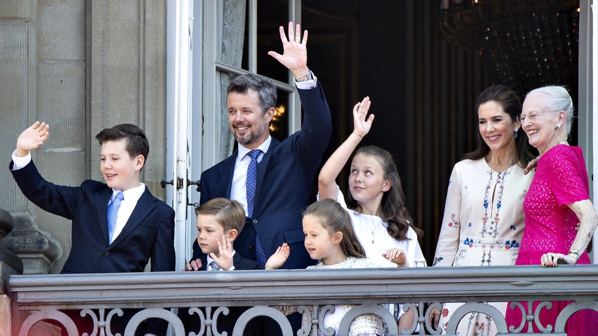 BILLEDER: Så du ikke i går? Se højdepunkter fra kronprins Frederiks fødselsdag | DR