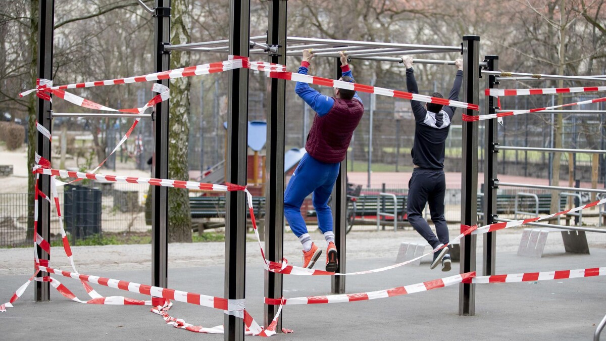 fængelsflugt fire Forstå Udendørs fitness lukker: Store byer også klar til at lukke legepladser og  parker | København | DR