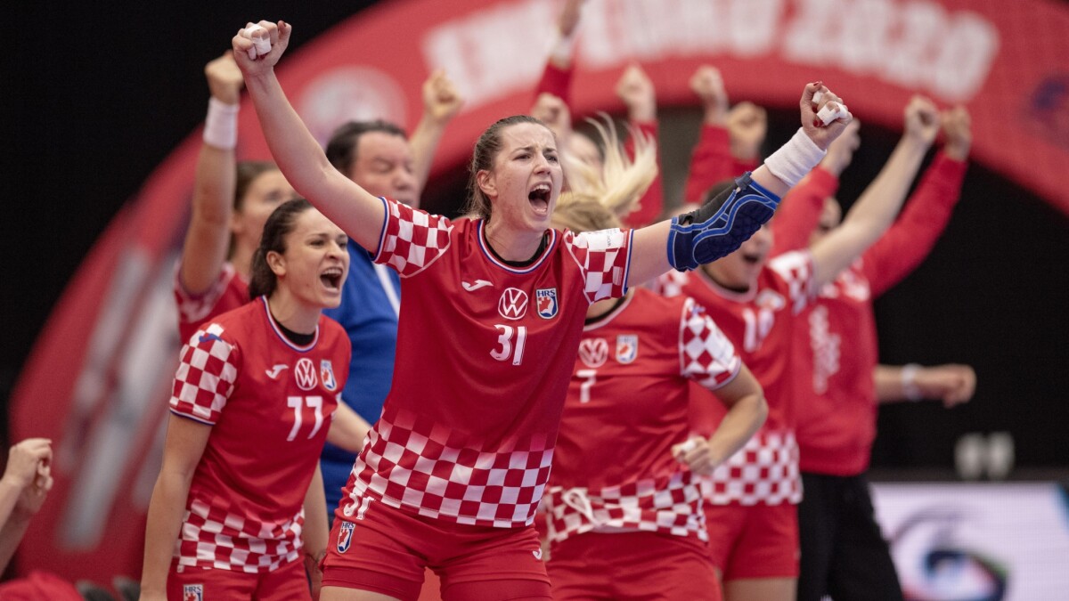 EM-overraskelsen Kroatien venter i danskernes bronzekamp: De 'er klar til at dø deres land og trøje' | EM håndbold | DR