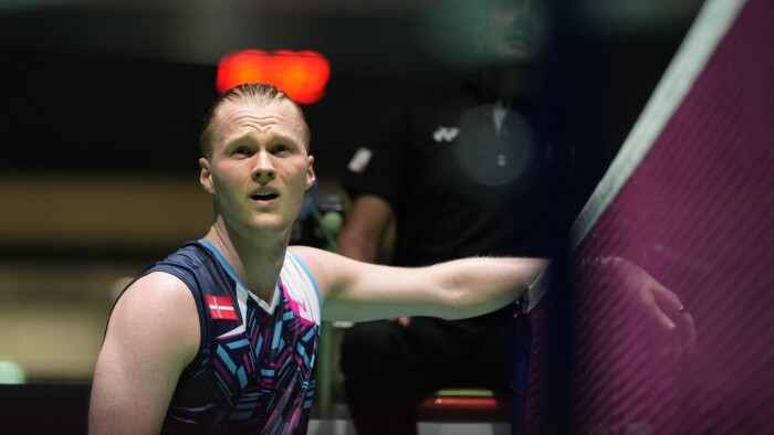 Anders Antonsen planlægger at forlade Badminton Danmark og følge Viktor Axelsen | Opdateringer inden for sport | DR.
