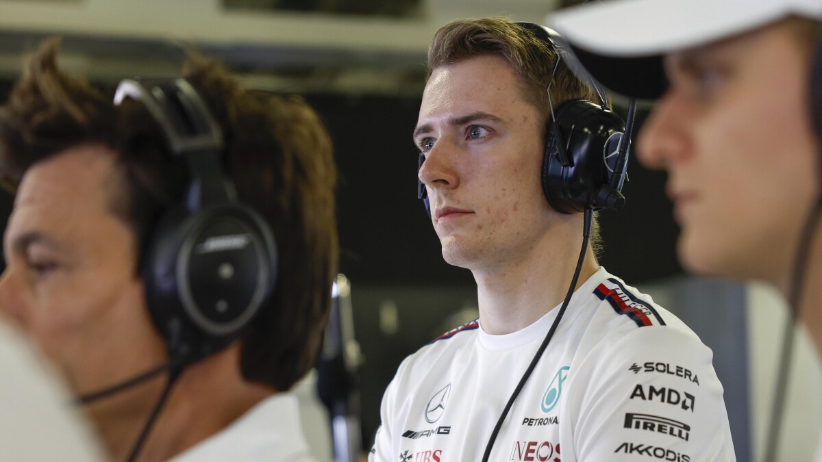 Dansk kører er blevet forfremmet til reservekører for Mercedes i Formel 1.