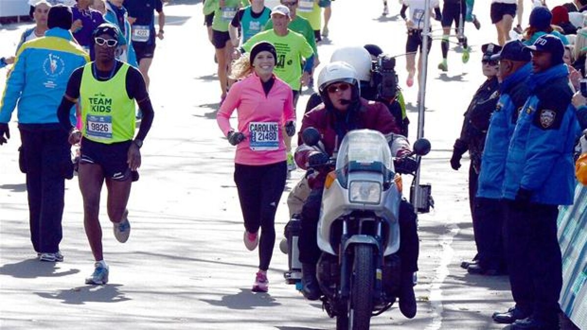 Wozniacki fuldfører New York Marathon på 3 og 26 minutter | Sport | DR