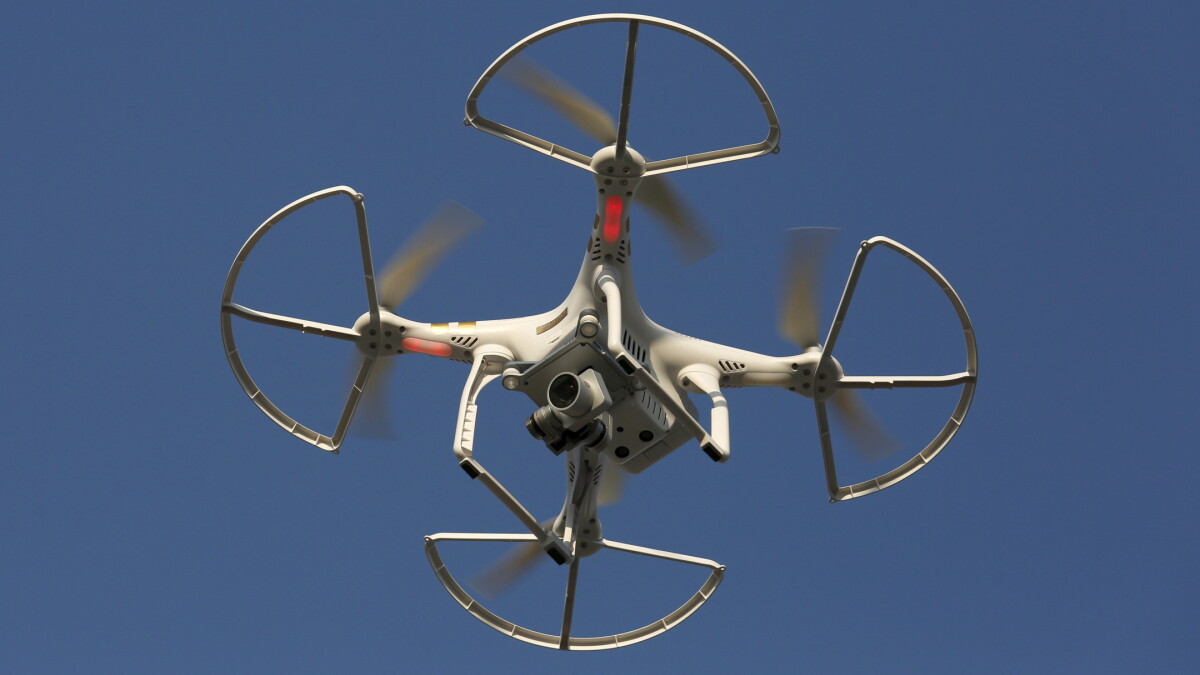 fremtiden flyver droner med hjertestartere | Fyn | DR
