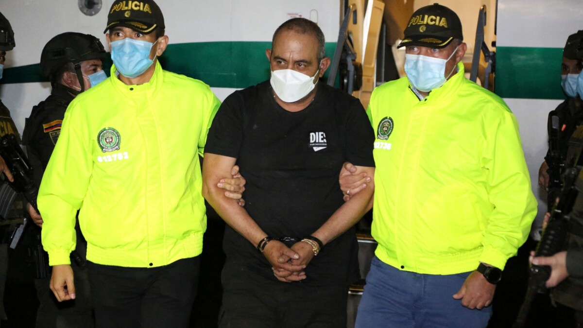 500 soldater og 22 helikoptere sat Nu Colombias mest eftersøgte narkobaron anholdt Udland |