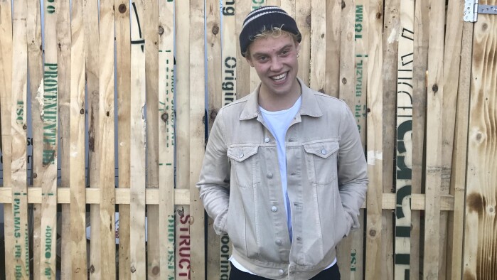 teenagepigernes nye favorit hjalmer jeg er lidt af en teenagepigernes nye favorit hjalmer jeg er lidt af en