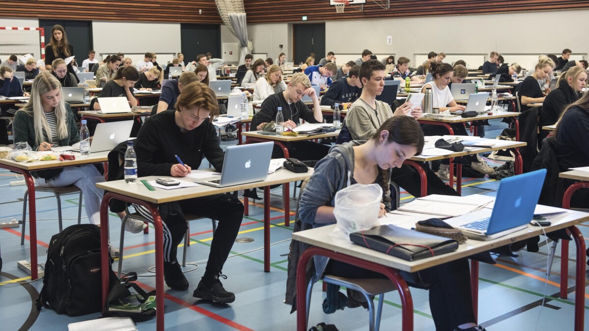 Gymnasieelever Må Ikke Længere Bruge Internettet Til Eksamener ...