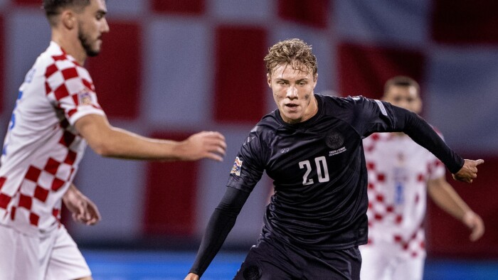 19-årige Højlund beholdt sin landsholdstrøje, da debuten var i hus ...