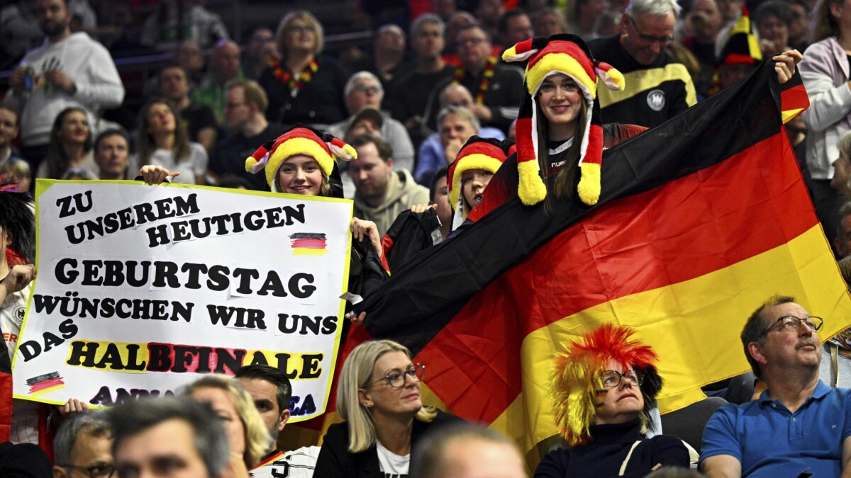 ungarsk-nederlag-sender-tyskland-i-favnen-p-danmark-em-i-h-ndbold-dr
