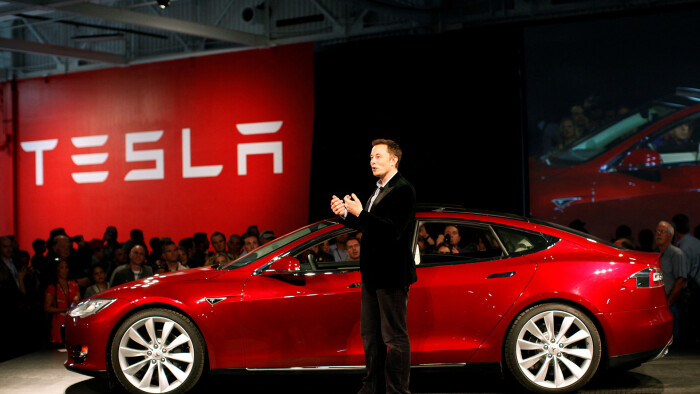 Elon Musk S lger Tesla aktier For Milliarder Nyheder DR